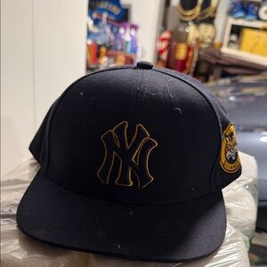 New York Yankees Navy & Gold Fitted Cap